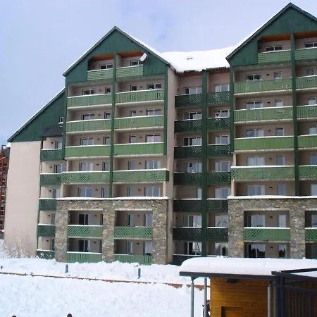 Residence Balcons Du Soleil - Pieces 724 Apartment